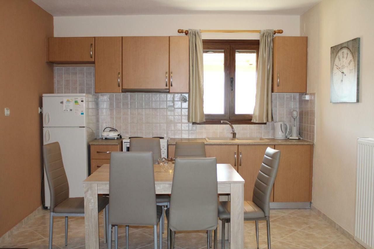 Antelia Homes Szkiáthosz Kültér fotó